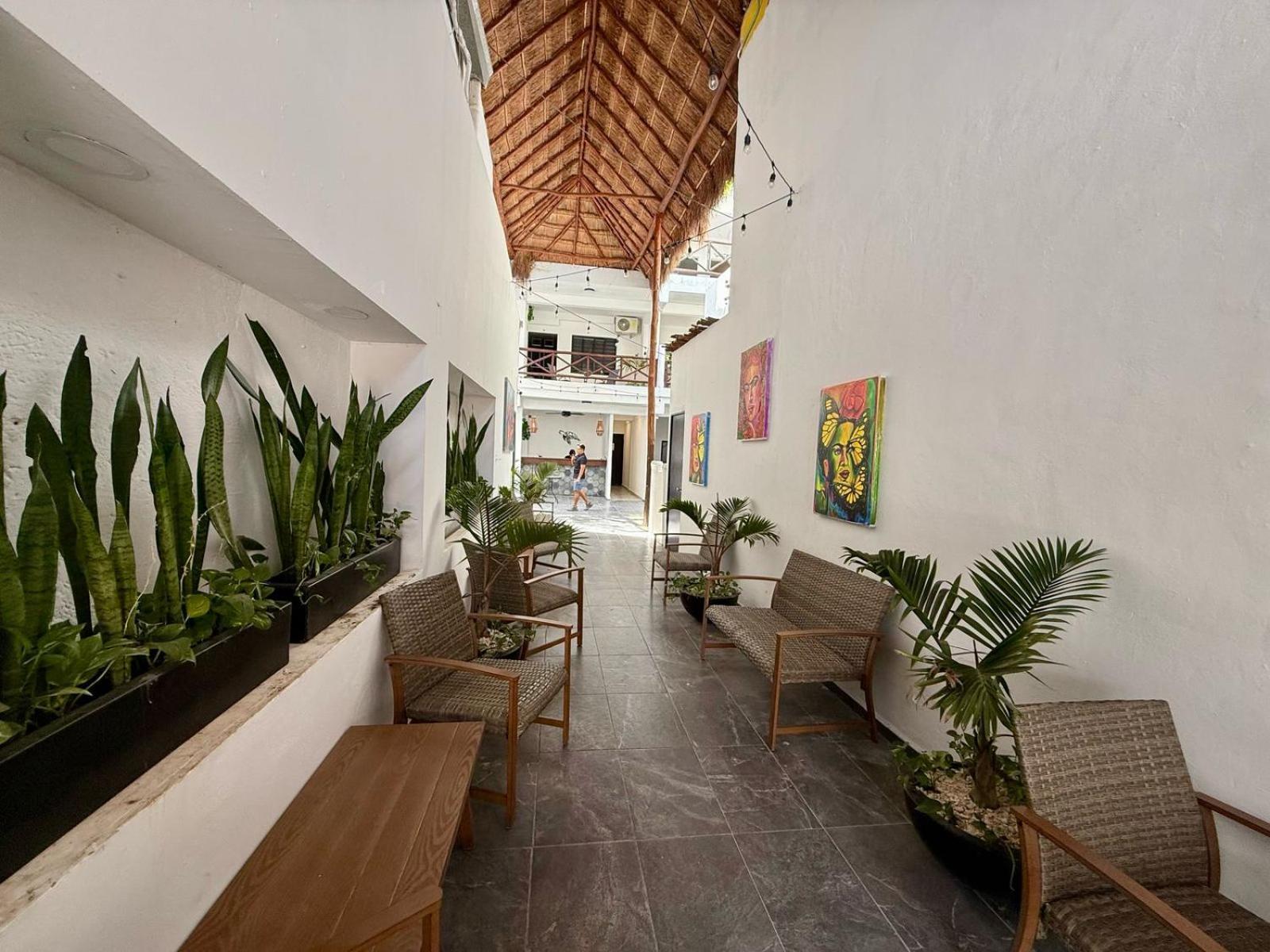 Отель Casa Tortuga 5Th Ave Плая-дель-Кармен Экстерьер фото